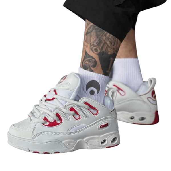 OSIRIS D3 E 
WHITE/RED