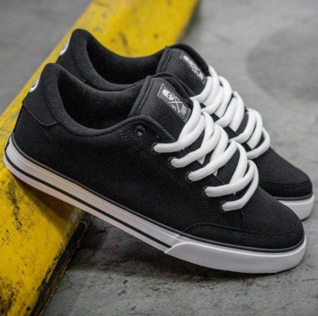 CIRCA AL 50
BLACK/WHITE