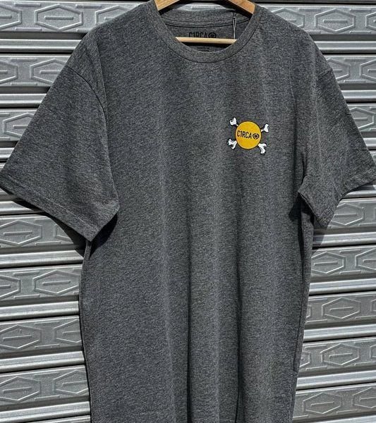 PLAYERA CIRCA
GRIS