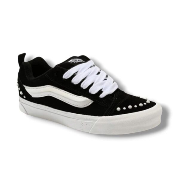 VANS KNU SKOOL